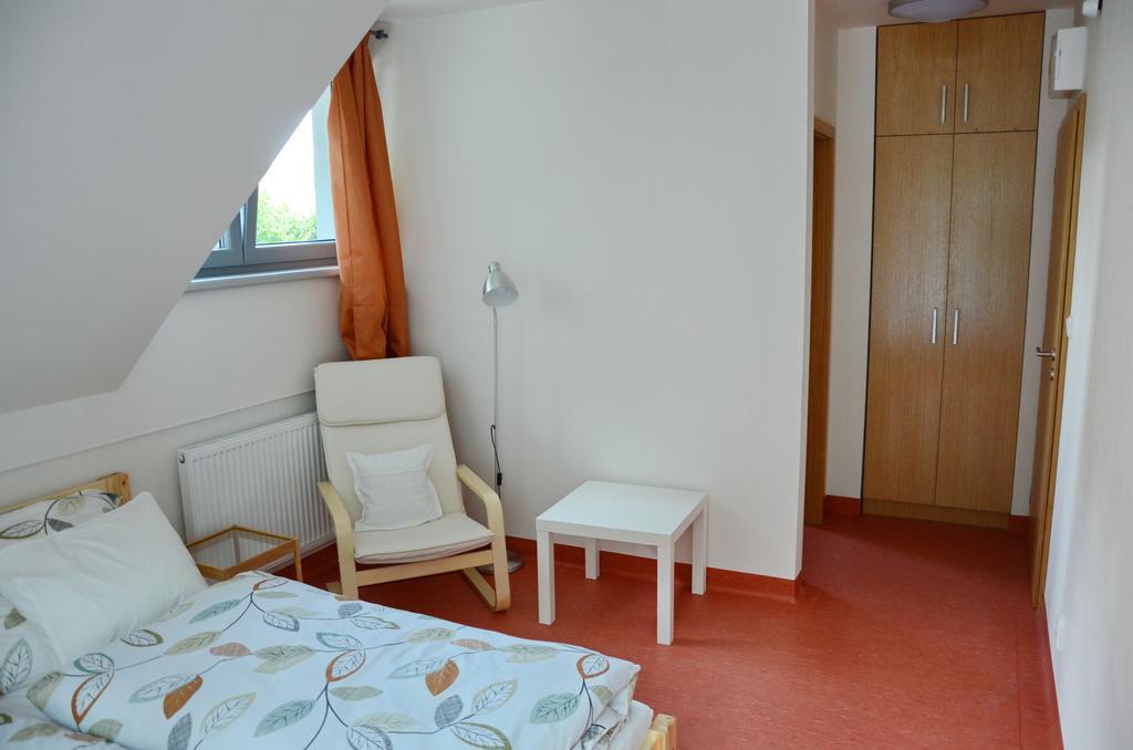 Mezi Stromy Otel Horakov Oda fotoğraf